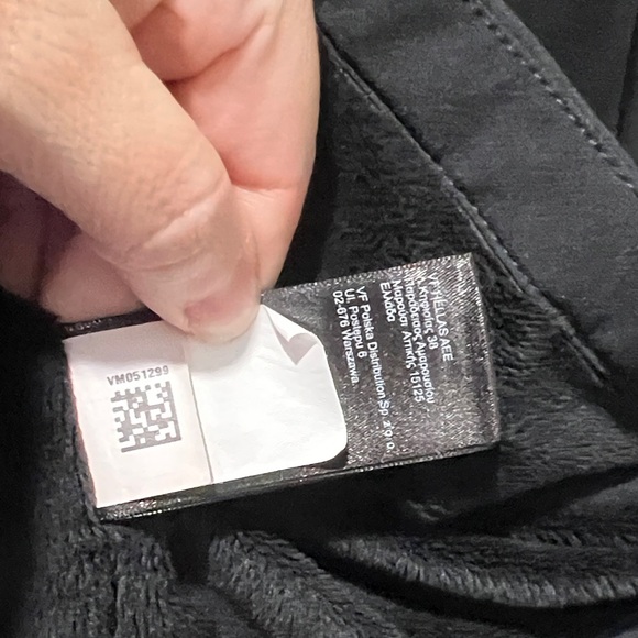 The North Face Women's Black Jacket coat windwall - Picture 5 of 14